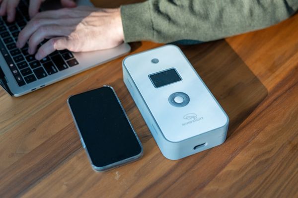 Stop Phone Overuse Without Willpower: Create Real Boundaries That Stick